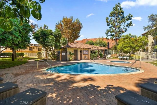 5465 E Centralia, Long Beach, CA 90808