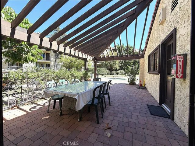 5465 E Centralia, Long Beach, CA 90808