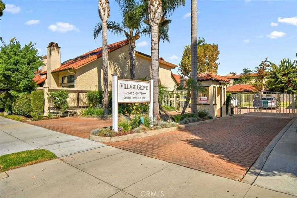 5465 E Centralia, Long Beach, CA 90808