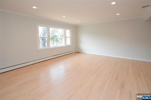 43 Spruce Avenue, Emerson, NJ 07630