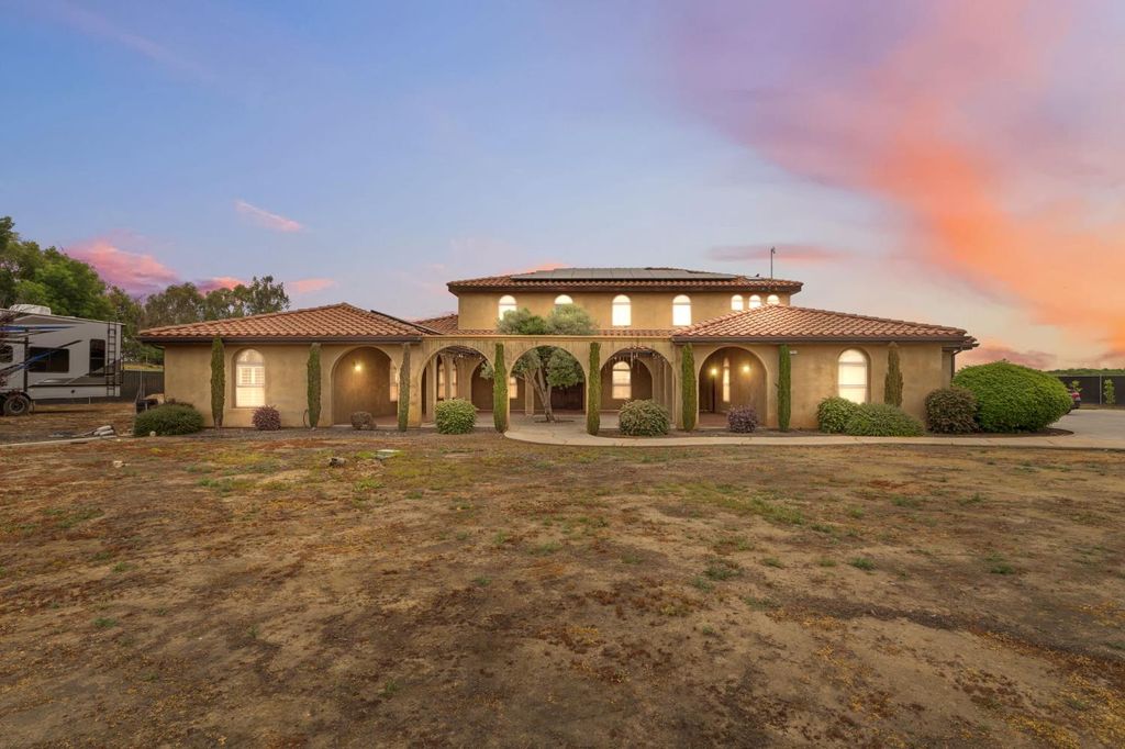 17703 El Camino Road, Madera, CA 93636