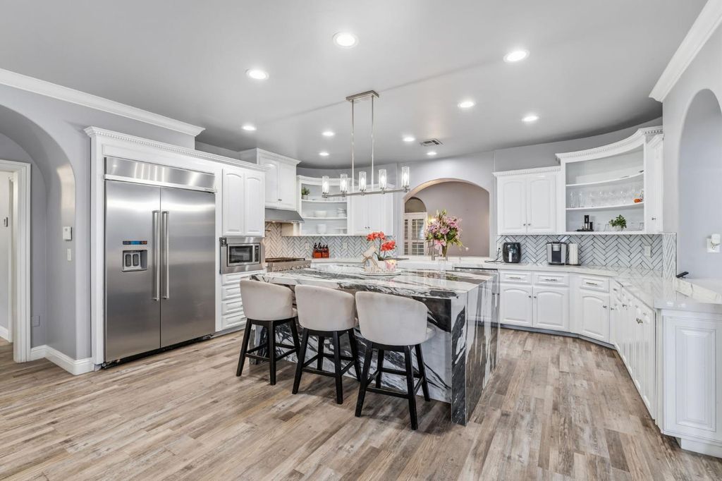 Image 14 of property listing at 17703 El Camino Road, Madera, CA 93636