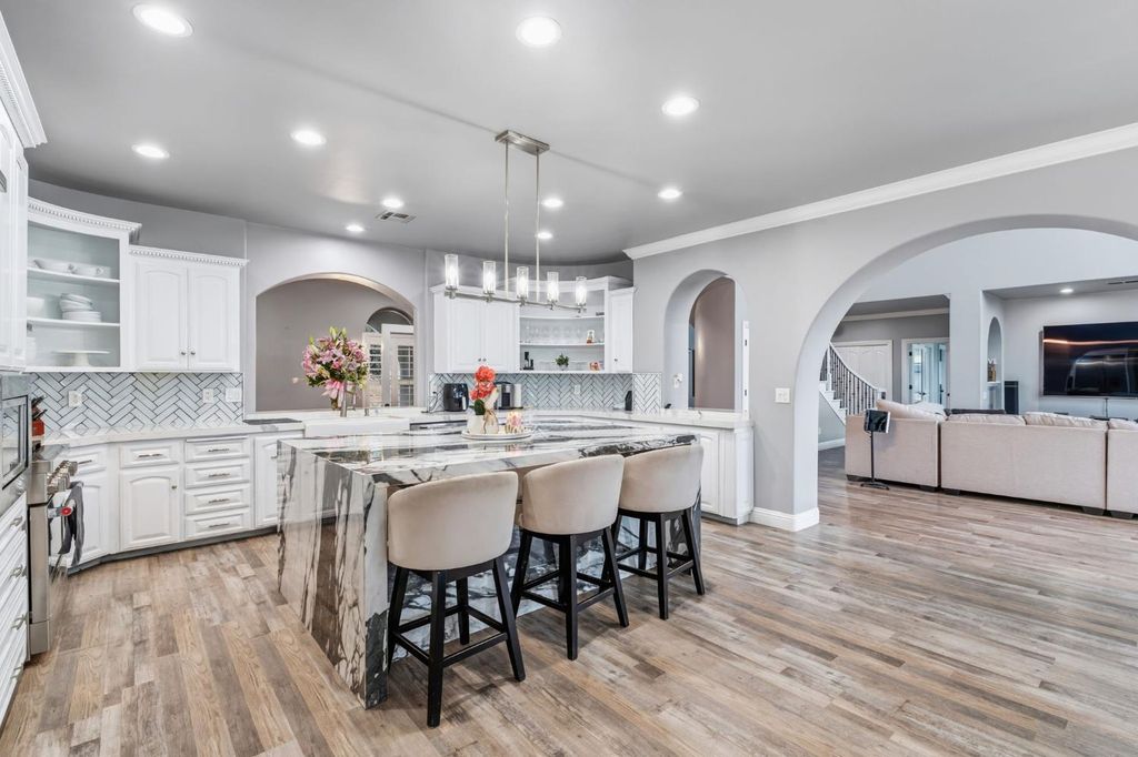 Image 20 of property listing at 17703 El Camino Road, Madera, CA 93636