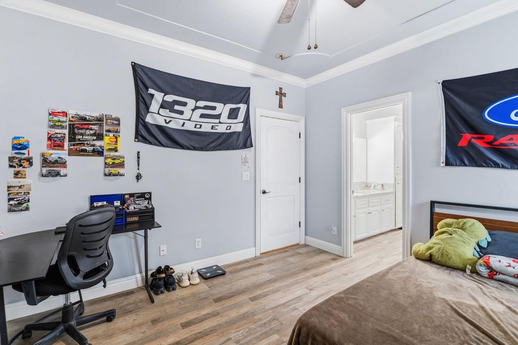 Image 31 of property listing at 17703 El Camino Road, Madera, CA 93636