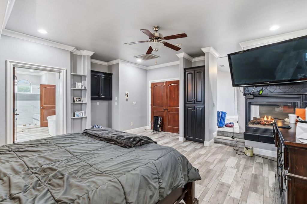 Image 35 of property listing at 17703 El Camino Road, Madera, CA 93636