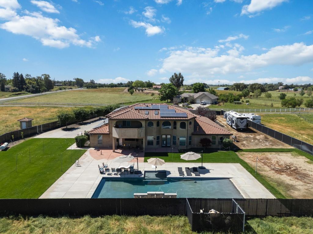 Image 60 of property listing at 17703 El Camino Road, Madera, CA 93636