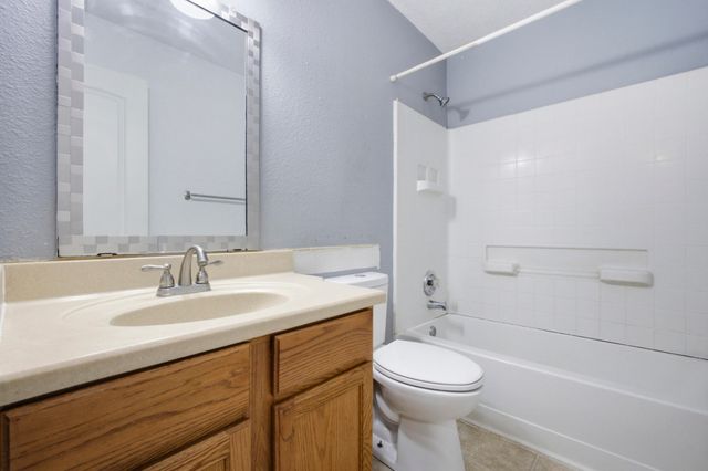 10408 Sandy Flats Avenue SW, Albuquerque, NM 87121