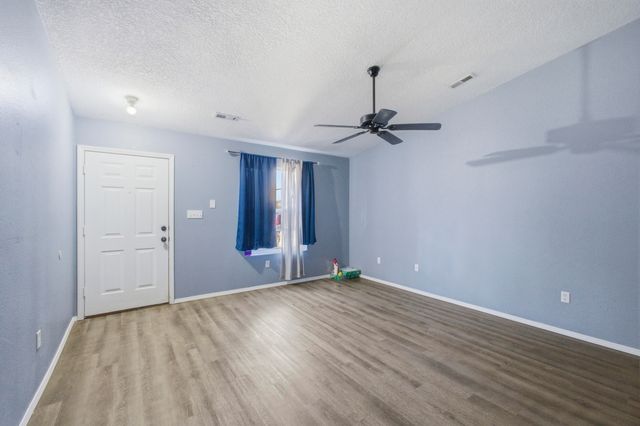 10408 Sandy Flats Avenue SW, Albuquerque, NM 87121