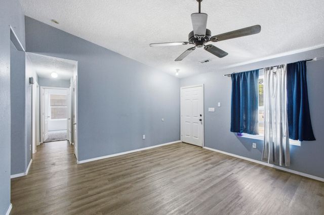 10408 Sandy Flats Avenue SW, Albuquerque, NM 87121
