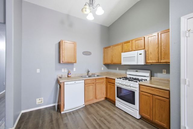 10408 Sandy Flats Avenue SW, Albuquerque, NM 87121