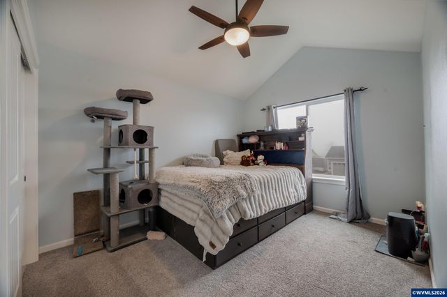 2303 NE Deciduous Av, Albany, OR 97321