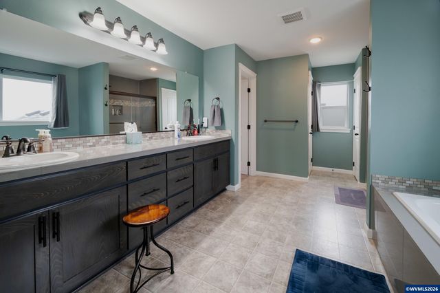 2303 NE Deciduous Av, Albany, OR 97321