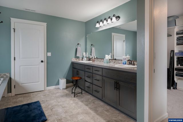 2303 NE Deciduous Av, Albany, OR 97321