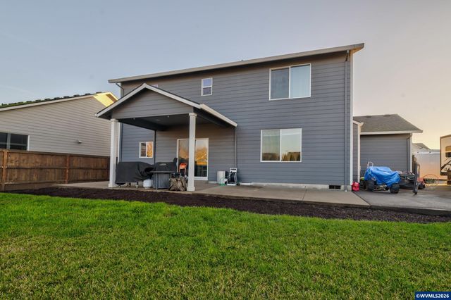 2303 NE Deciduous Av, Albany, OR 97321