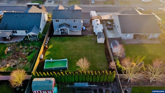 2303 NE Deciduous Av, Albany, OR 97321