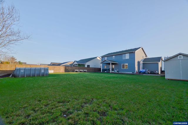 2303 NE Deciduous Av, Albany, OR 97321