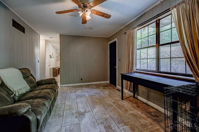 672 Glenway Drive, Hamilton, OH 45013