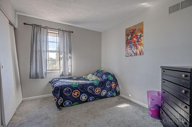 672 Glenway Drive, Hamilton, OH 45013