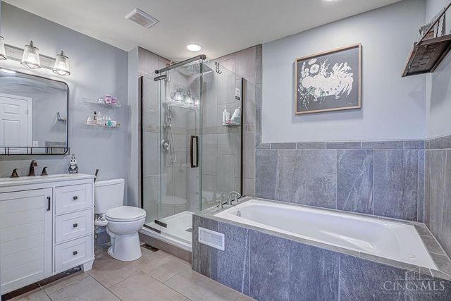 672 Glenway Drive, Hamilton, OH 45013