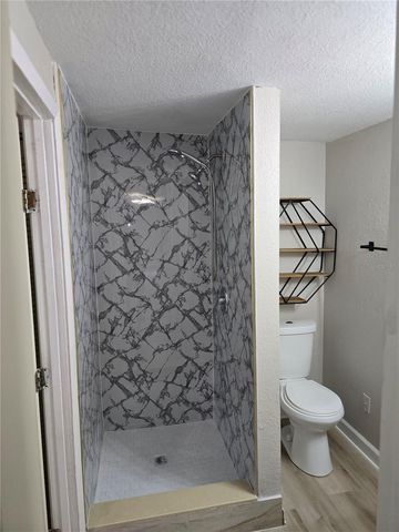 6217 BLOSSOM AVENUE, Tampa, FL 33614