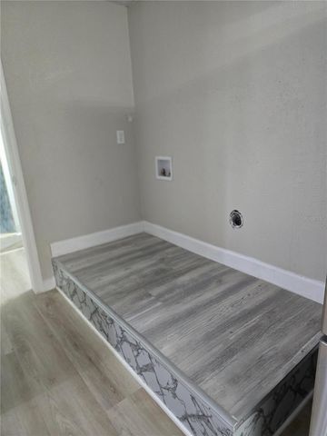 6217 BLOSSOM AVENUE, Tampa, FL 33614