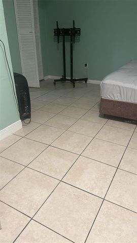 6217 BLOSSOM AVENUE, Tampa, FL 33614