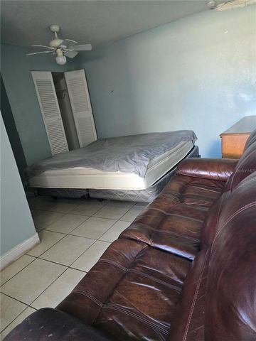 6217 BLOSSOM AVENUE, Tampa, FL 33614