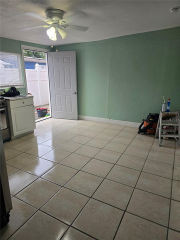 6217 BLOSSOM AVENUE, Tampa, FL 33614