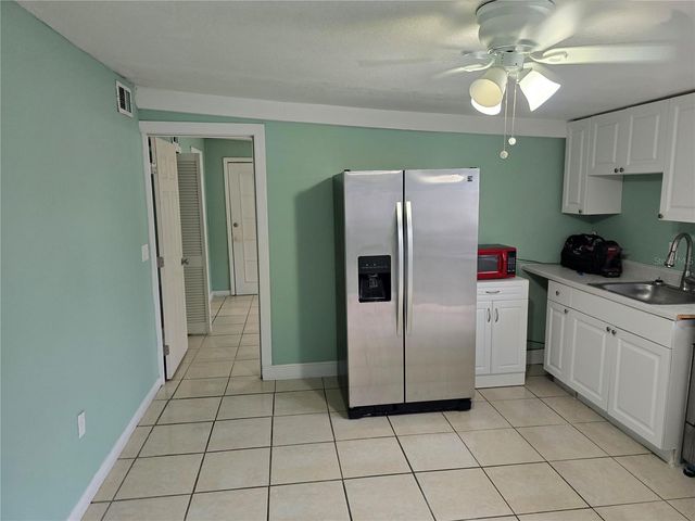 6217 BLOSSOM AVENUE, Tampa, FL 33614