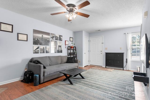 1102 22nd Street NE 604, Hickory, NC 28601