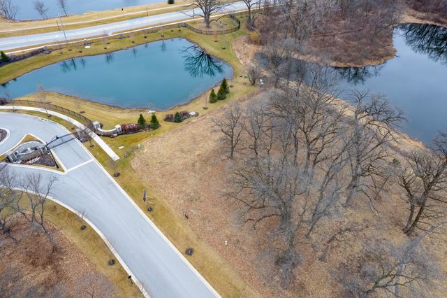 9260 Continental Way, St. John, IN 46373