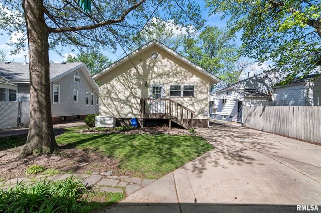 2008 HOLMES Avenue, Springfield, IL 62704