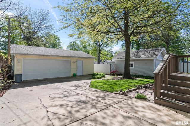 2008 HOLMES Avenue, Springfield, IL 62704