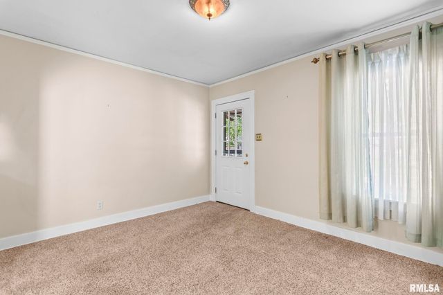 2008 HOLMES Avenue, Springfield, IL 62704