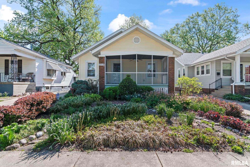 2008 HOLMES Avenue, Springfield, IL 62704