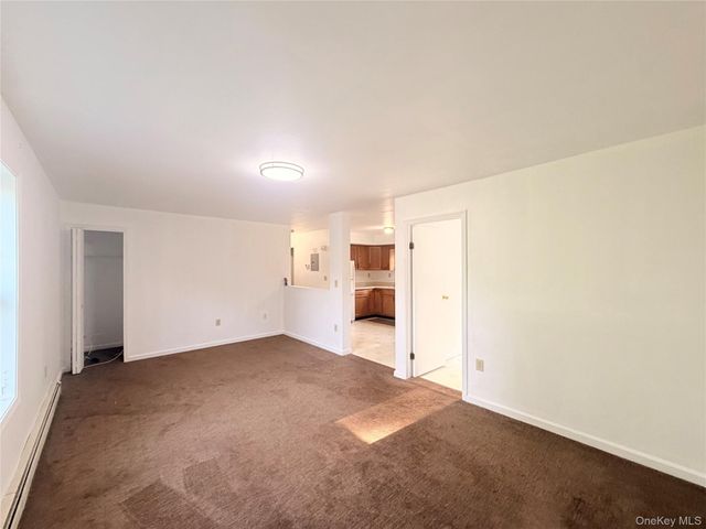 42 Old Sackett Road, Rock Hill, NY 12775