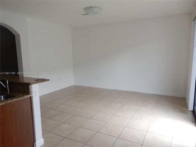 3467 W 89th Ter 0, Hialeah, FL 33018
