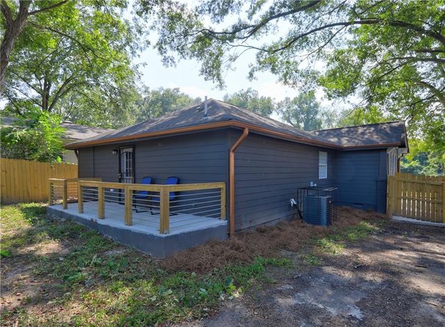 25 Mildred Place, Atlanta, GA 30318