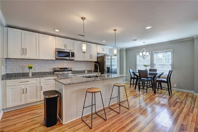 25 Mildred Place, Atlanta, GA 30318
