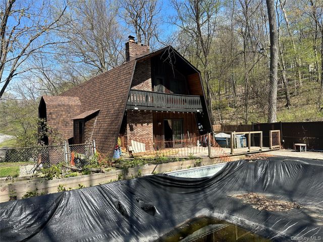 50 Dogwood Road, Hopewell Junction, NY 12533