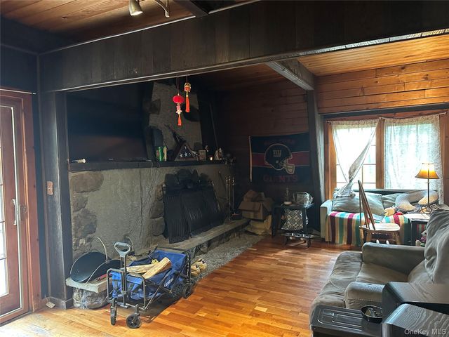 50 Dogwood Road, Hopewell Junction, NY 12533