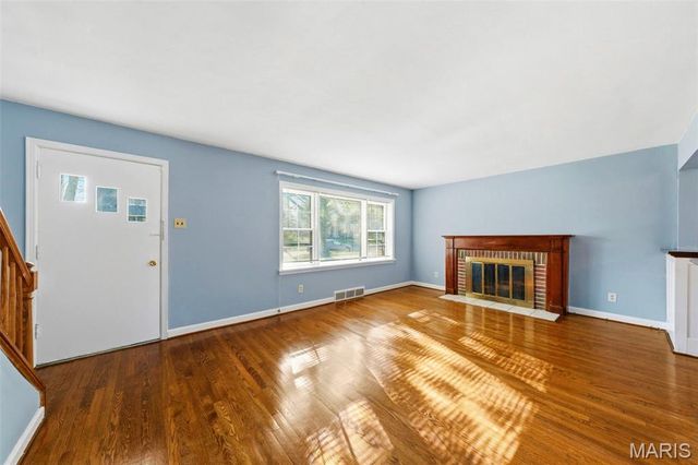 3057 Arlmont Drive, Bel-nor, MO 63121