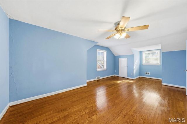3057 Arlmont Drive, Bel-nor, MO 63121