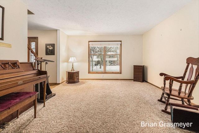 2826 Alger Street, Grand Rapids, MI 49546