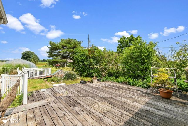 7353 E Maple Avenue, Grand Blanc, MI 48439