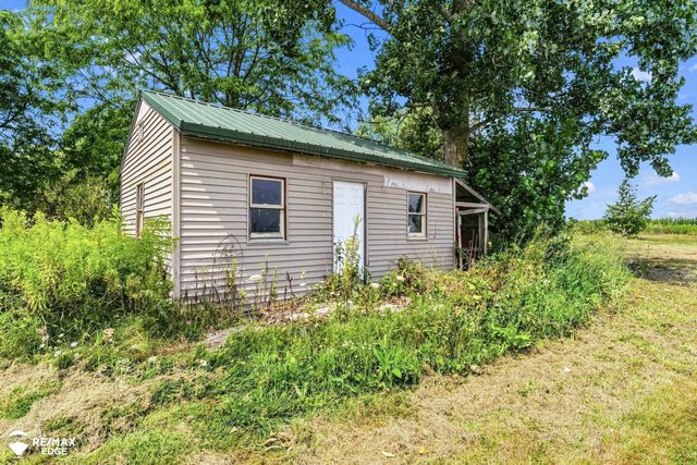 7353 E Maple Avenue, Grand Blanc, MI 48439