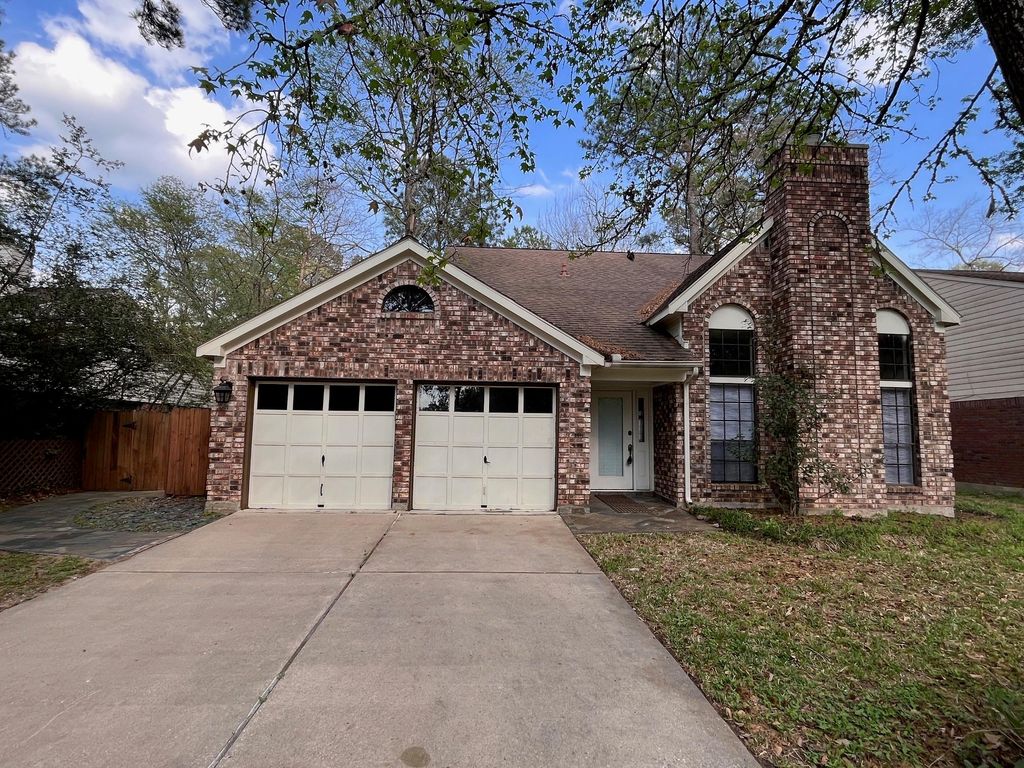 88 W Rainbow Ridge Circle, The Woodlands, TX 77381