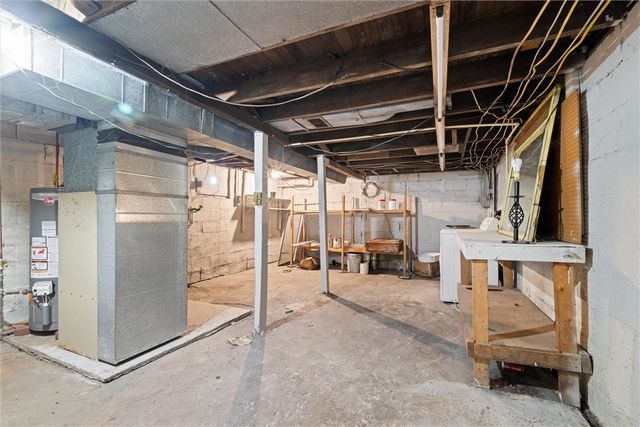 100 2nd St, Avonmore, PA 15618