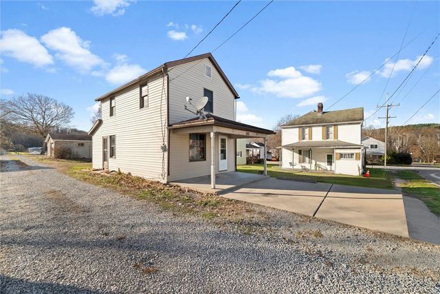 100 2nd St, Avonmore, PA 15618