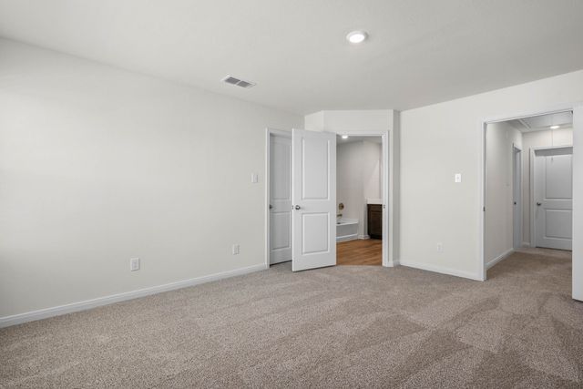 8436 White Wolf Trail, Ponder, TX 76259